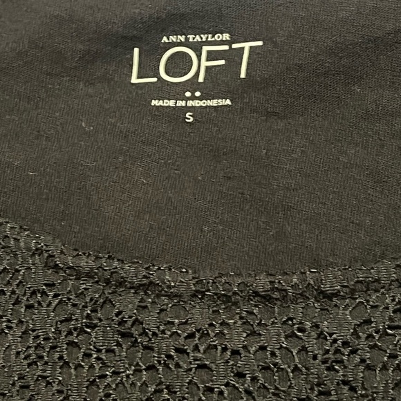 NWT Loft Black Lace Front Top Sz Small - Picture 6 of 7